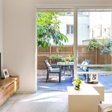 Luxurious By The Beach Apartment With Garden Τελ Αβίβ Εξωτερικό φωτογραφία