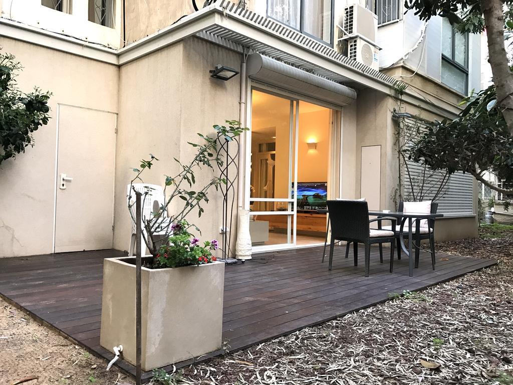 Luxurious By The Beach Apartment With Garden Τελ Αβίβ Εξωτερικό φωτογραφία