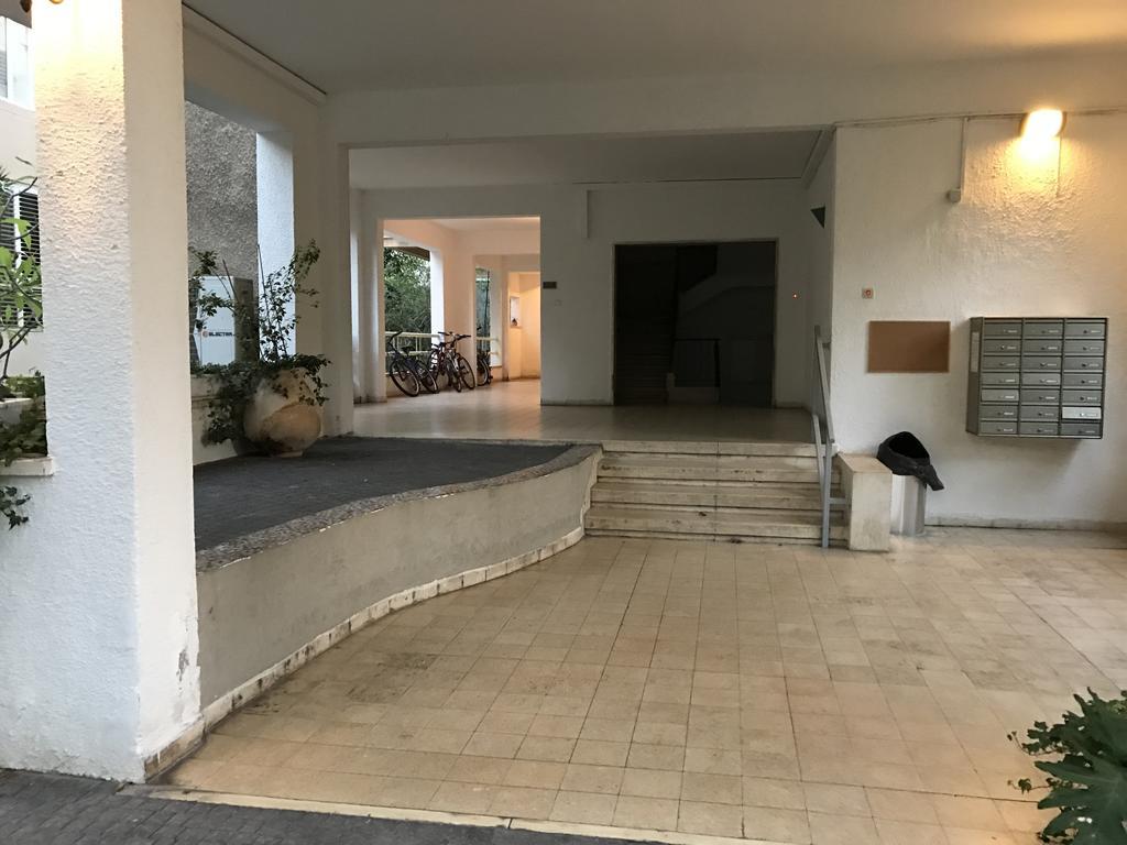 Luxurious By The Beach Apartment With Garden Τελ Αβίβ Εξωτερικό φωτογραφία