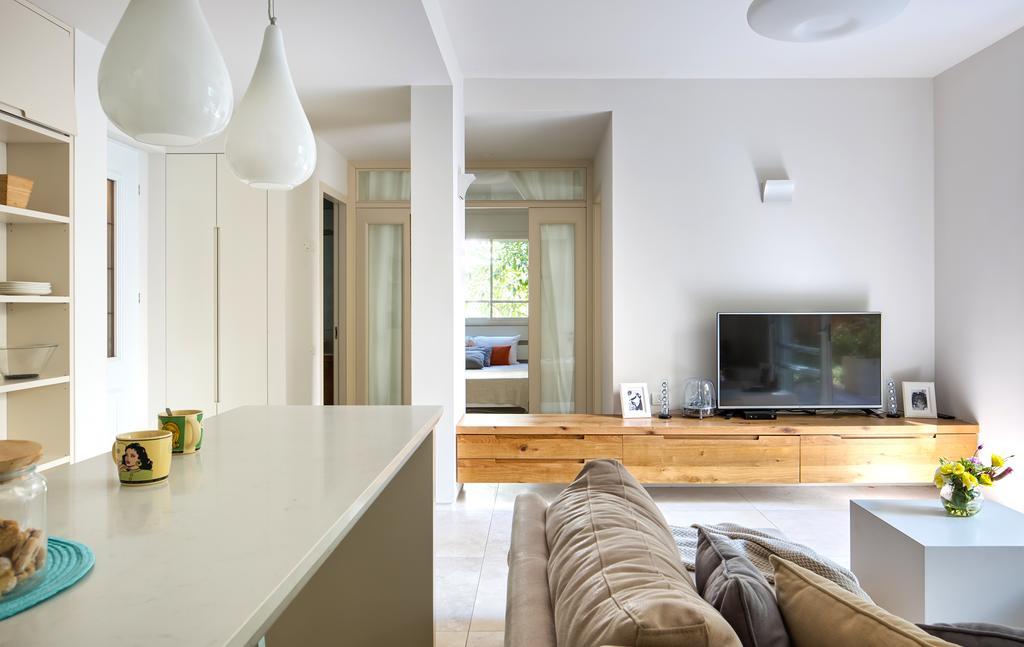 Luxurious By The Beach Apartment With Garden Τελ Αβίβ Εξωτερικό φωτογραφία